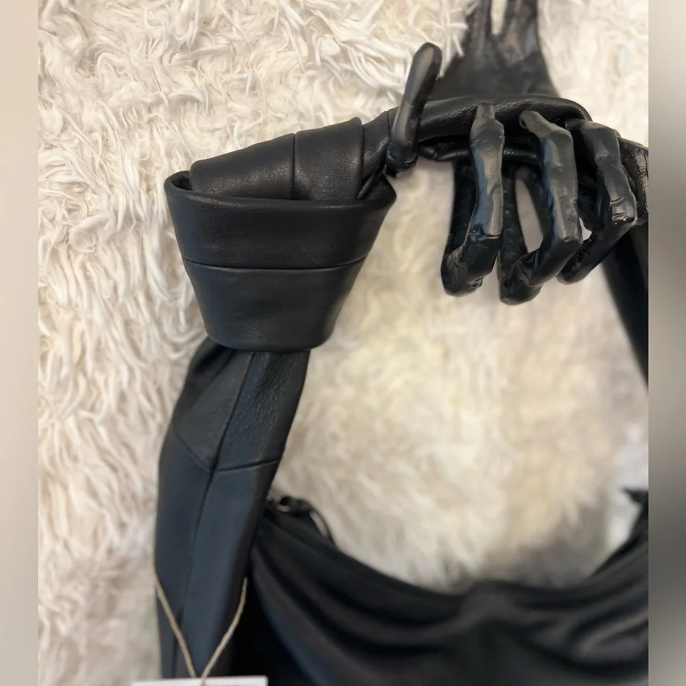🔥🖤NWT-MADE IN INDIA, Leather Crescent super CUTE Knotted Shoulder Bag🖤🔥